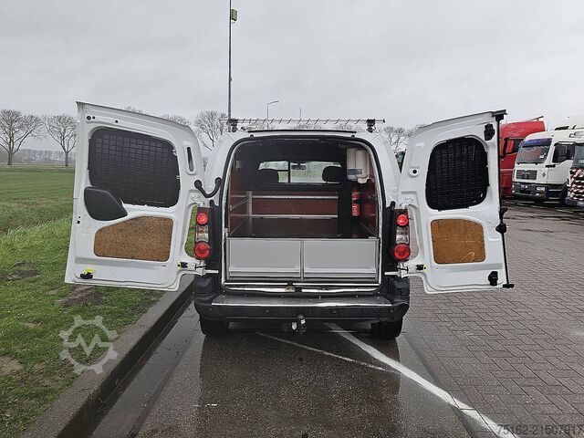 Hochdachkombi CITROEN BERLINGO 1.6 BHDI 100 CLUB 4X4