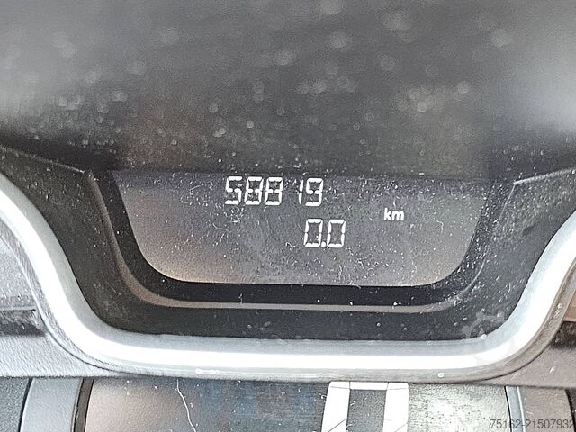 Hochdachkombi RENAULT TRAFIC 2.0 DCI L2H1 2xZijdeur Navi!