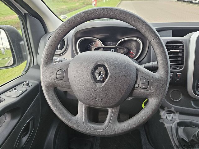 Hochdachkombi RENAULT TRAFIC 2.0 DCI L2H1 2xZijdeur Navi!