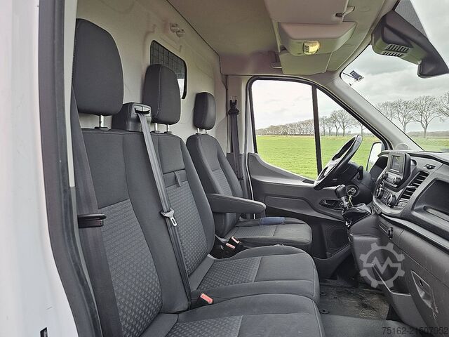 High-roof van FORD TRANSIT 2.0 L3H2 Camera Euro6 AC