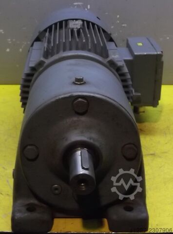 Gear motor 0.35/1.3 kW 16/65 rpm SEW-EURODRIVE R60DT100LS8/2B