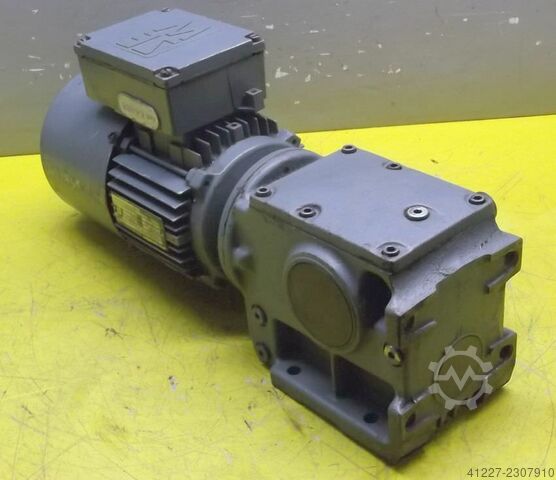 Gear motor 0.2/0.28 kW 11/21 rpm SEW-EURODRIVE S40DT71C-4-2B/Z