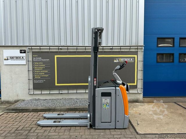 VS-22446 Elektrischer Triplex-Stapler Still, 4.716 mm, wenige Betriebsstunden STILL EXVSF14