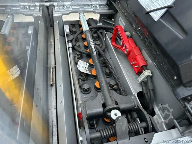 VS-22446 Elektrischer Triplex-Stapler Still, 4.716 mm, wenige Betriebsstunden STILL EXVSF14