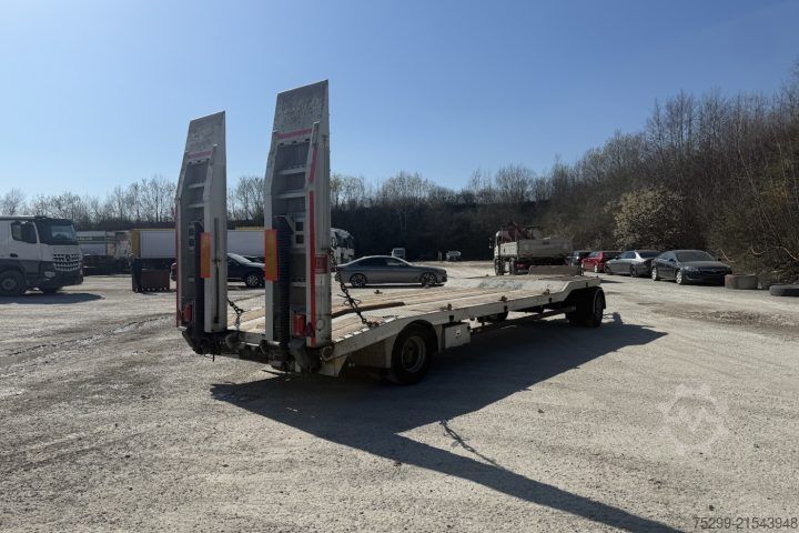 Low loader trailer Schwarzmüller AZ Tieflader / Swiss-Vehicle