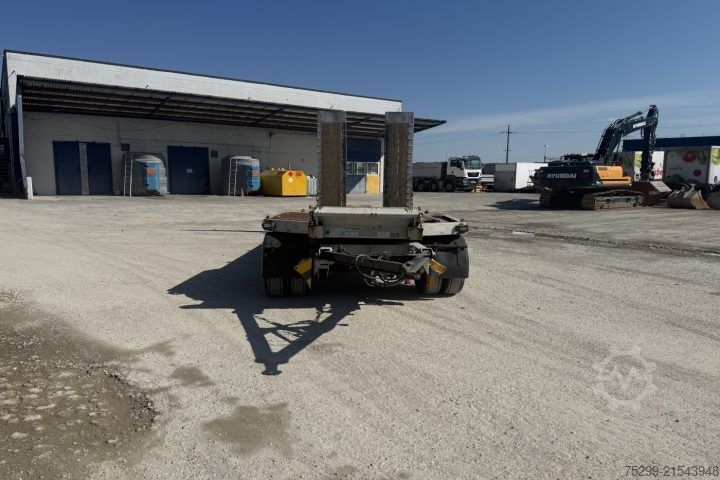 Low loader trailer Schwarzmüller AZ Tieflader / Swiss-Vehicle