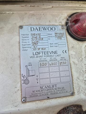 Daewoo DS40S 4,0t Diesel Triplex Deawoo Ds40s 4.0t diesel triplex