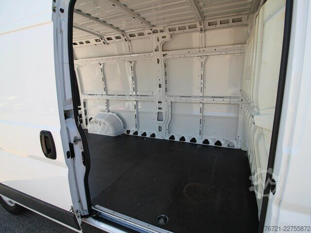 Van Fiat Ducato 35 MJet L4H2 KAMERA+TEMPOMAT+270°TÜR+AHK