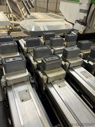 Machining center BIESSE Rover C 9,5 conf. 3