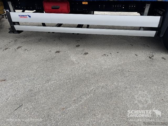 Open semitrailer with tarp Schmitz Cargobull Semitrailer Curtainsider Standard