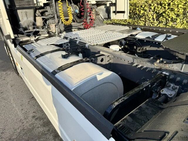 Standard-SZM Volvo FH 500 Globetrotter / 2 x Tank / Euro6