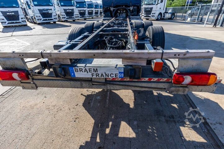 Fahrgestell mit Fahrerhaus Mercedes-Benz ACTROS 2548