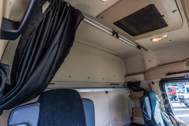 Fahrgestell mit Fahrerhaus Mercedes-Benz ACTROS 2548