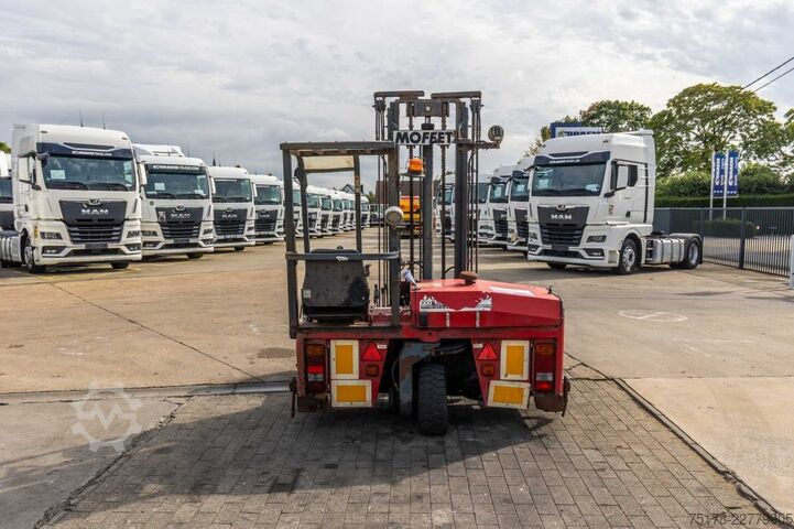 Forklift MOFFET RE4 - 45-1.444 H-4X4