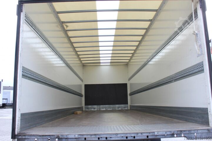 LKW mit Kofferaufbau MAN TGM 18.320 Koffer Anhägerkupplung Klima LDW LBW