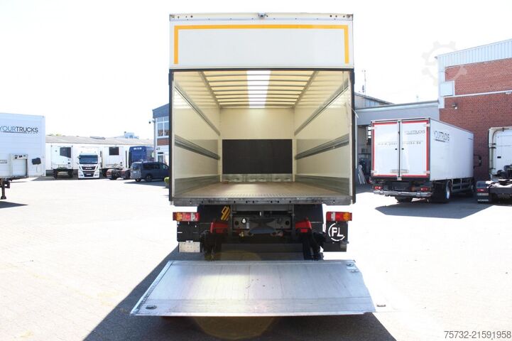 LKW mit Kofferaufbau MAN TGM 18.320 Koffer Anhägerkupplung Klima LDW LBW