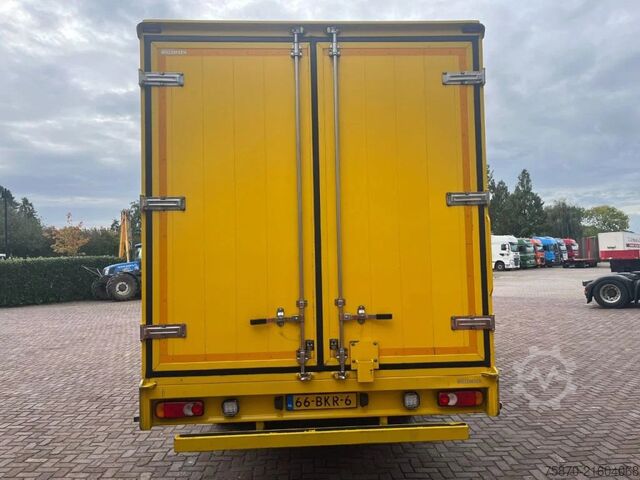 Suitcase DAF LF 210 FA 12 TN