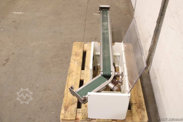 Conveyor belt 4.2 m/min angled unbekannt 1355/340 x 80 mm abgewinkelt