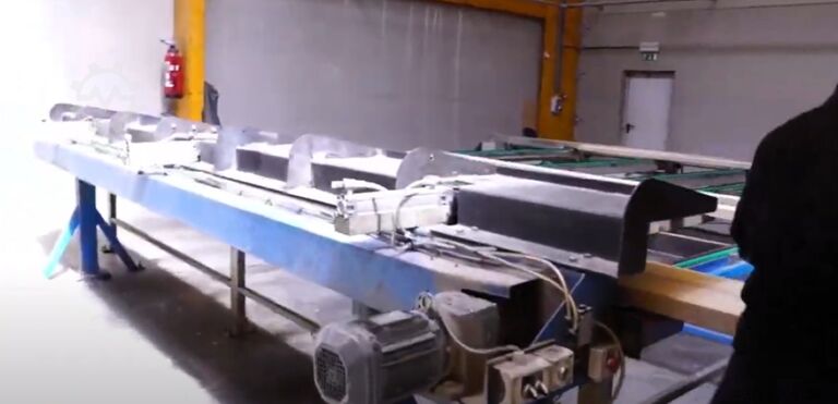 Roller conveyor with ejector DIMTER 5,5 x 0,3 m