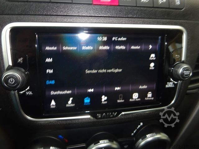 Kastenwagen hoch IVECO Daily Kasten 35 S 16A8 V 156PS ACC AHK Luftfed.