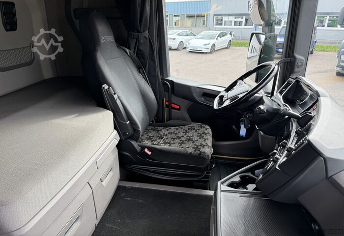 Standard SZM Scania R 450 A 4x2 Retarder / Swiss-Vehicle