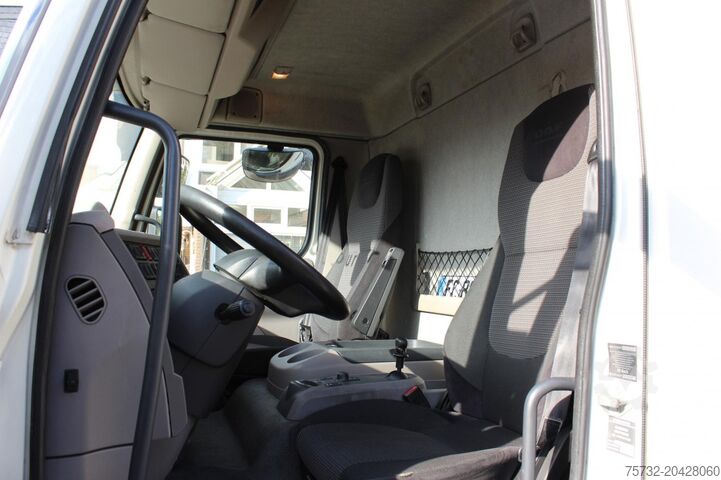 LKW mit Kofferaufbau Daf LF  280 Koffer   Klima LDW Rolltor LBW  149Tkm