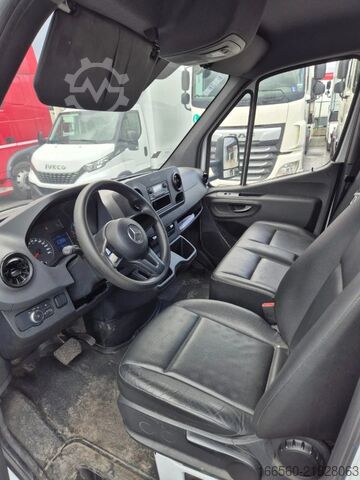 Box truck Mercedes-Benz Sprinter 314 CDI