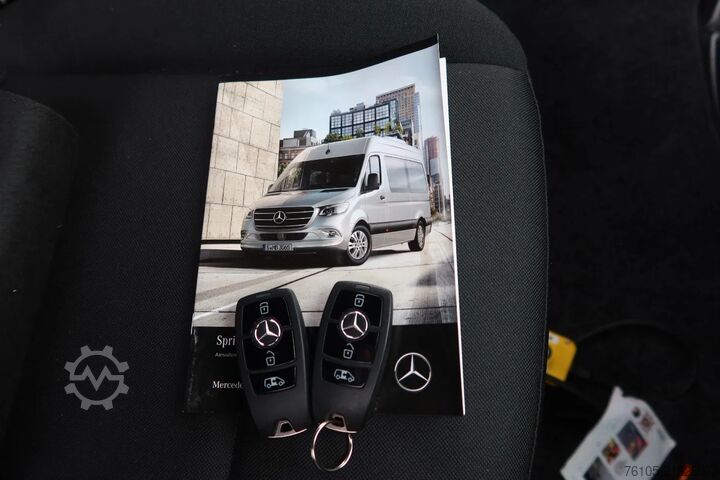 Refrigerated/freezer transport (delivery van) Mercedes-Benz Sprinter 315 CDI L3/H2 Koel/Vries+ Klep Bi-Temp