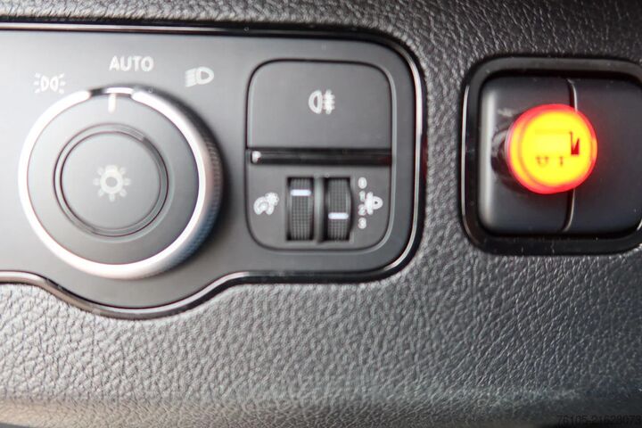 Refrigerated/freezer transport (delivery van) Mercedes-Benz Sprinter 315 CDI L3/H2 Koel/Vries+ Klep Bi-Temp