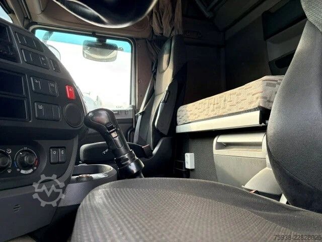 Standard-SZM DAF XF 460 SUPERSPACECAB (ZF MANUAL GEARBOX / MX-BR...