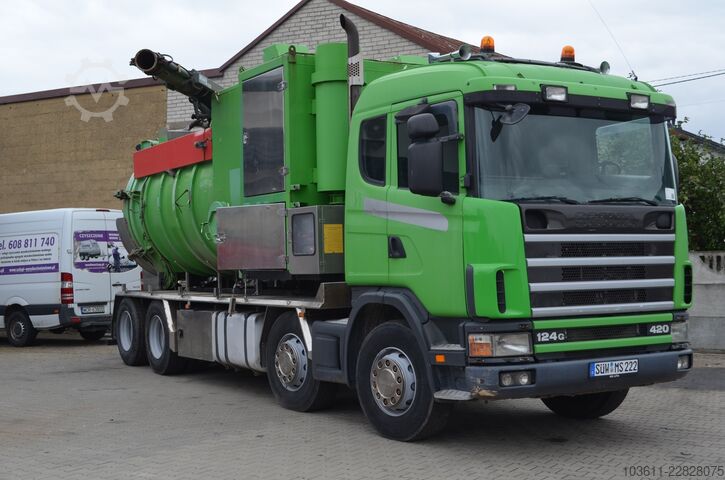 Kommunalfahrzeug Disab Centurion 210/9 Amphitec Naaktgebo Koks