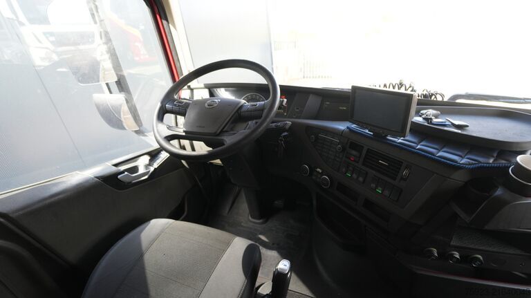 Gefährliche Stoffe Volvo FH 420 ADR tractor unit