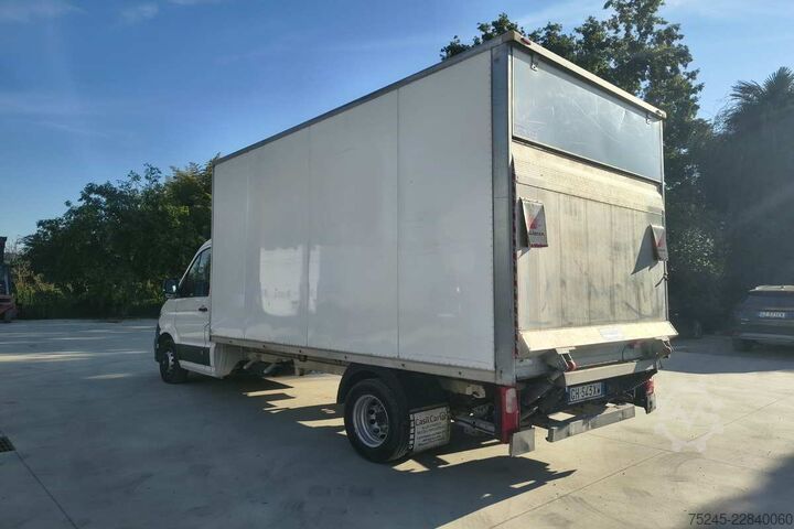 Transporter mit Koffer VW CRAFTER 2.0 TDI 180 CV CASSA E PEDANA