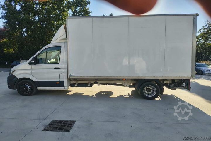 Transporter mit Koffer VW CRAFTER 2.0 TDI 180 CV CASSA E PEDANA