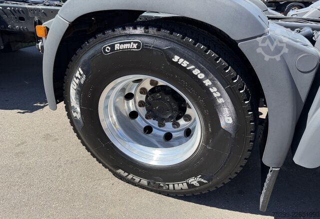 2018 MAN TGX 26.500 6x2*4 with PTO (power take-off) MAN TGX 26.500 6x2*4 Nebenantrieb / Swiss-Vehicle