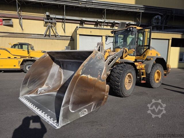 Radlader VOLVO L90H Radlader 4x4 Klima, Schnellwechsler