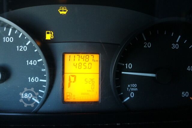 Transporter mit Koffer mercedes-benz SPRINTER 310 CDI MAXI EURO-5 KOFFER REGALE KAMERA DURCHGANG