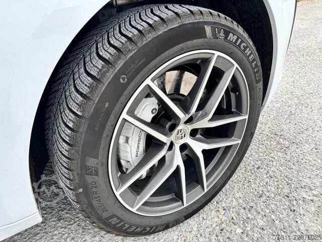 Pick-up PORSCHE MACAN S + LUFTFEDERUNG + ELEKTR. SITZE Navi LED