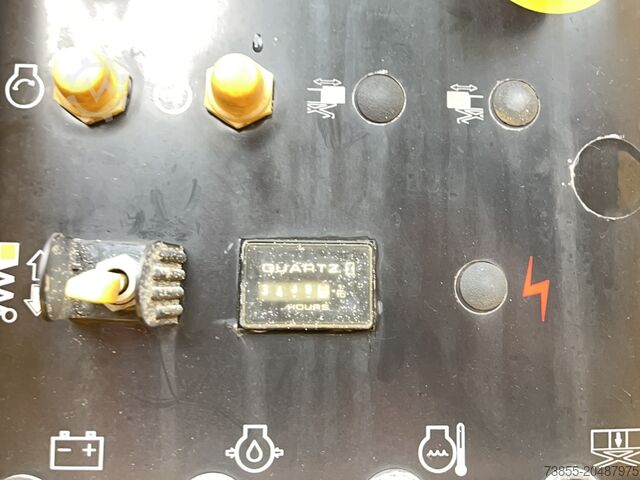 Scherenhubtisch JLG 4394RT (15m)