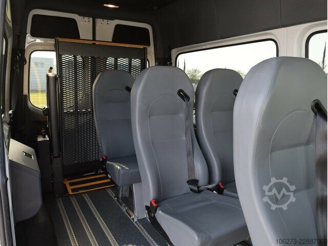 Van Mercedes-Benz Sprinter 317 CDI Kombi,Rollstuhllift,8Sitze