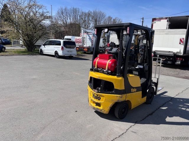 Schmalgangstapler YALE GLP 16 VX E2175