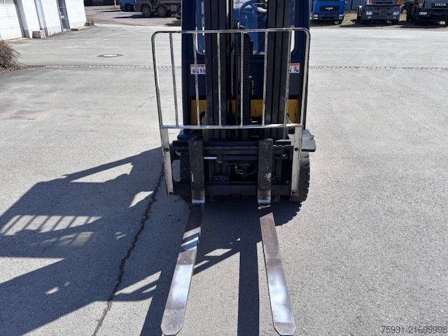 Schmalgangstapler YALE GLP 16 VX E2175