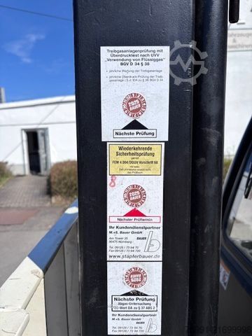 Schmalgangstapler YALE GLP 16 VX E2175