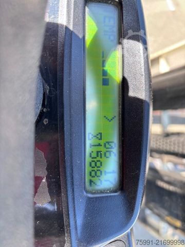 Schmalgangstapler YALE GLP 16 VX E2175