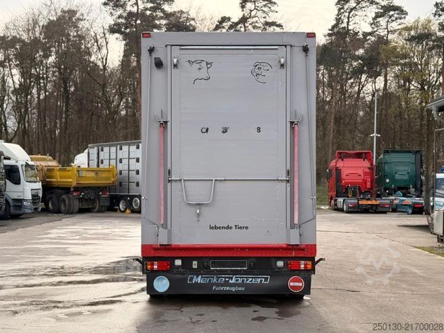 Pferdeanhänger MENKE-JANZEN 3.Stock mit Aggregat Tränke Durchladetüren