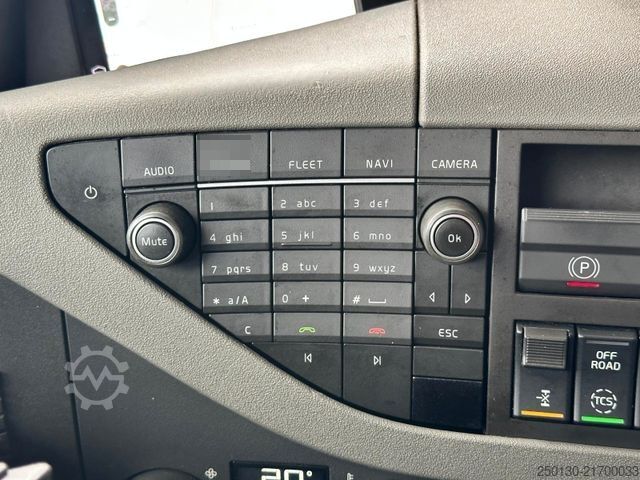 Standard tractor unit VOLVO FH460 4x2 BL ACC / KLIMA/ LDW / LED