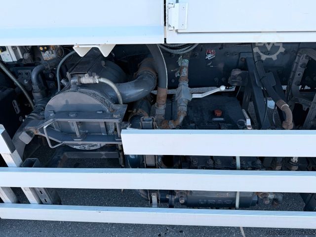 Saugwagen RENAULT T430 DTI 6x2 Hvidtved Larsen SLP 10.5 ADR