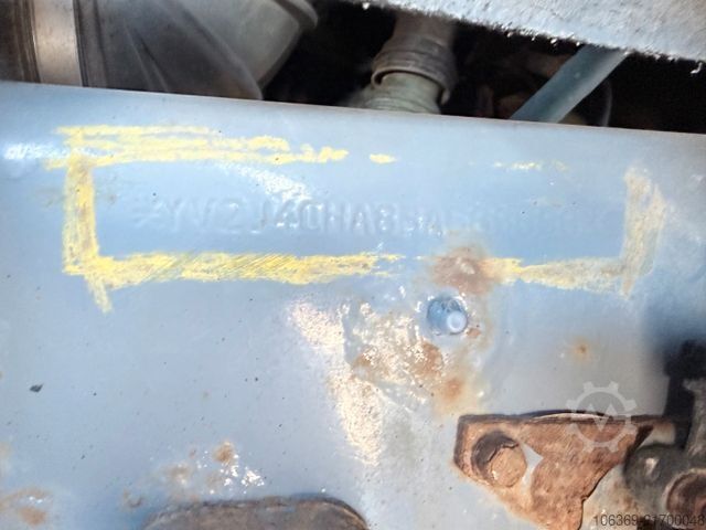 LKW mit Tankaufbau VOLVO FM 9/260 4x2 12.865 L ADR Tanktruck