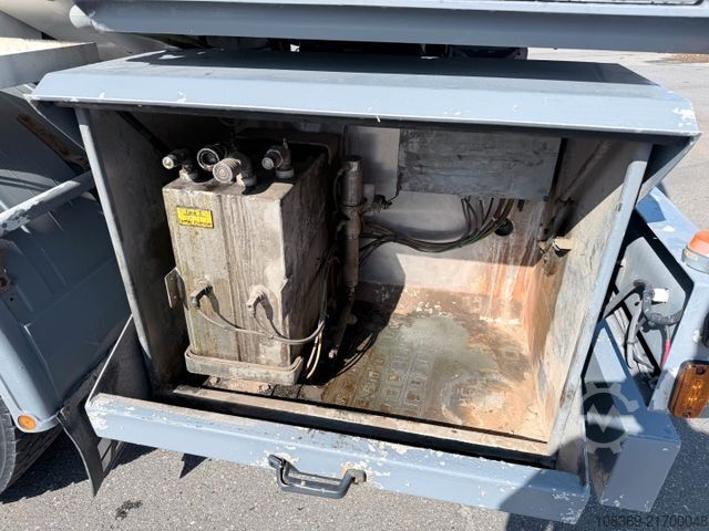 LKW mit Tankaufbau VOLVO FM 9/260 4x2 12.865 L ADR Tanktruck