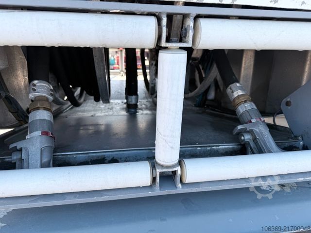 LKW mit Tankaufbau VOLVO FM 9/260 4x2 12.865 L ADR Tanktruck